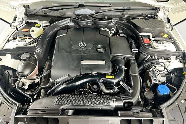 2015 Mercedes-Benz E200  207 MY15