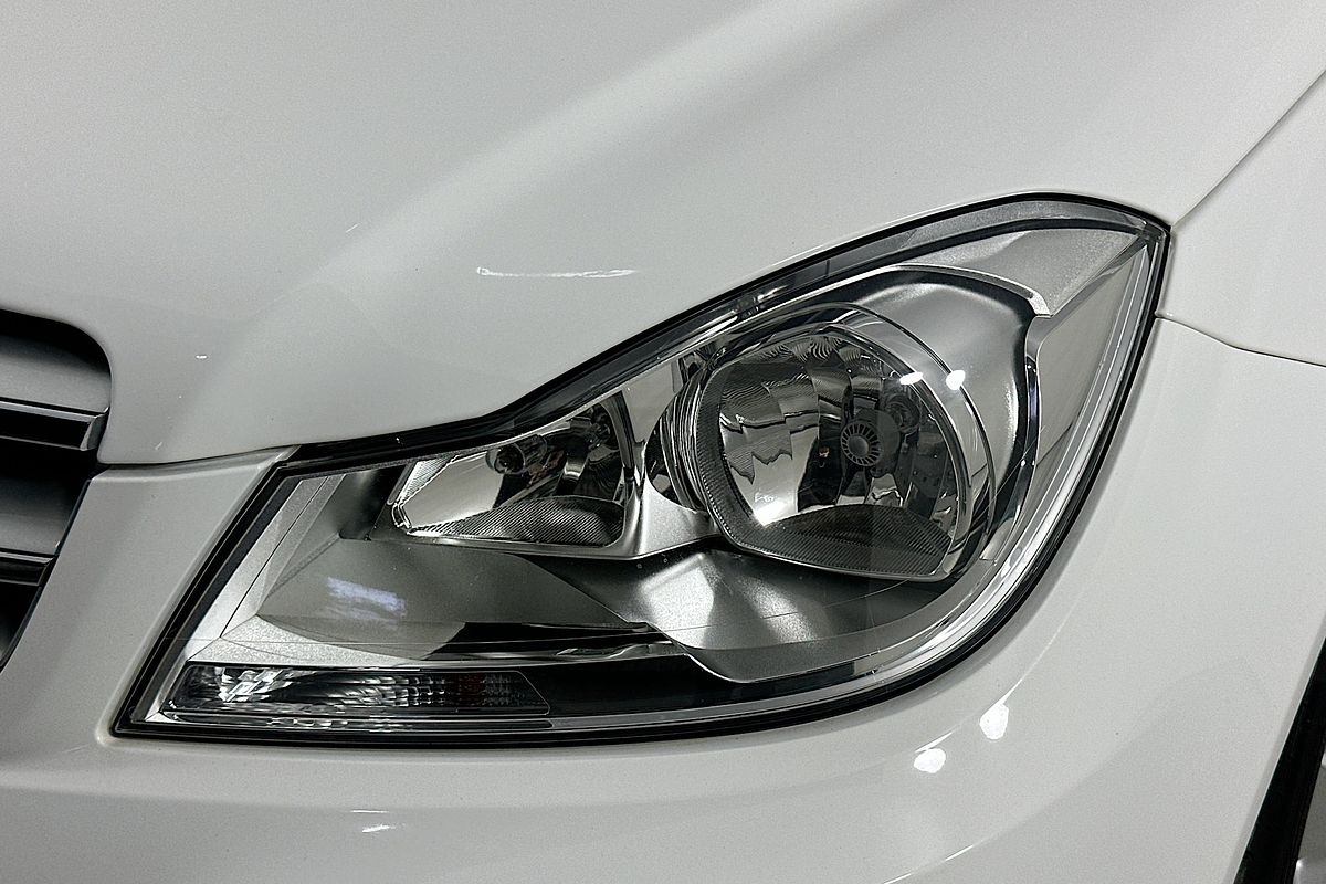 2012 Mercedes-Benz 200 CDI BE W204 MY12