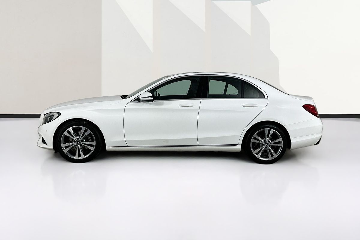 2018 Mercedes-Benz 200  205 MY17.5