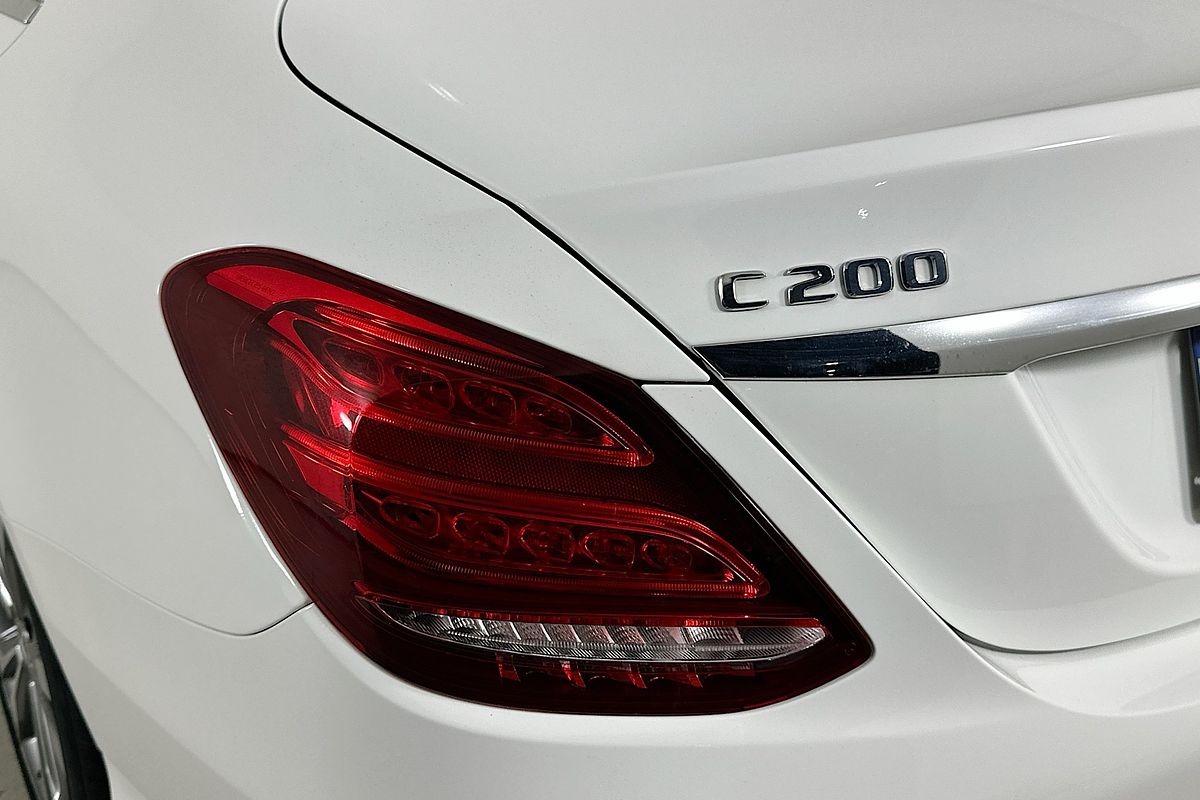 2018 Mercedes-Benz 200  205 MY17.5