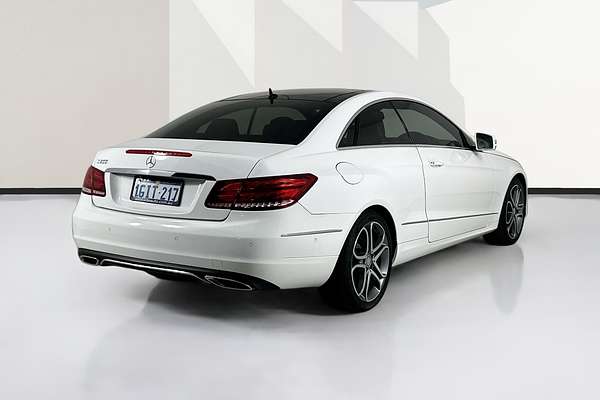 2015 Mercedes-Benz E200  207 MY15