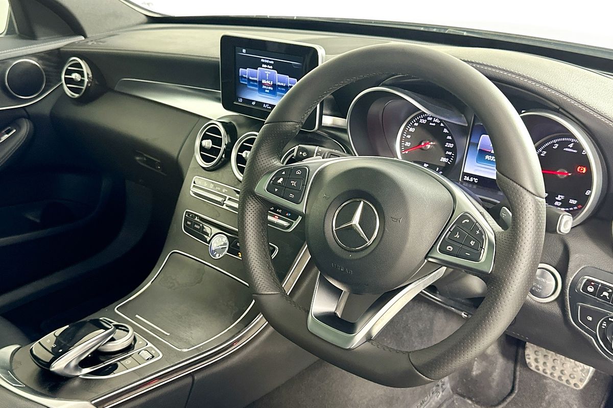 2015 Mercedes-Benz C250  205