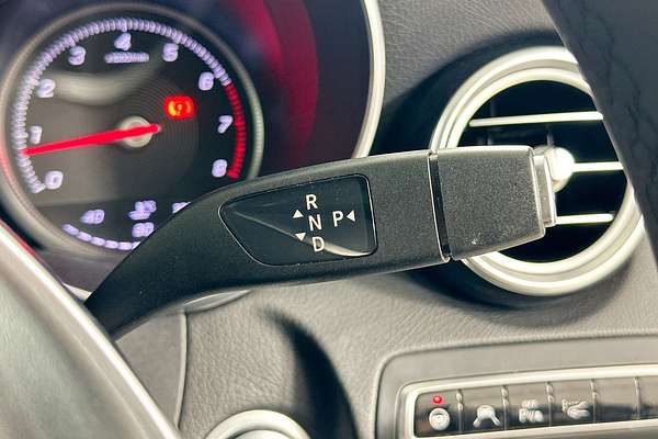 2015 Mercedes-Benz C250  205