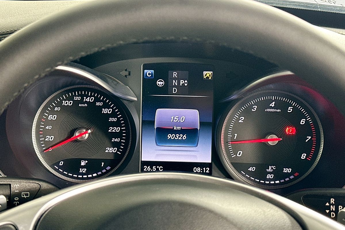 2015 Mercedes-Benz C250  205