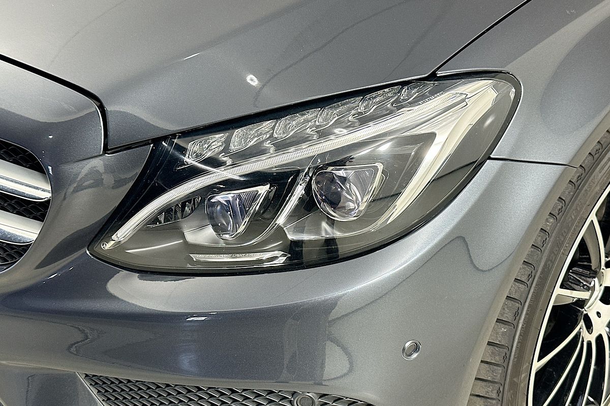 2015 Mercedes-Benz C250  205