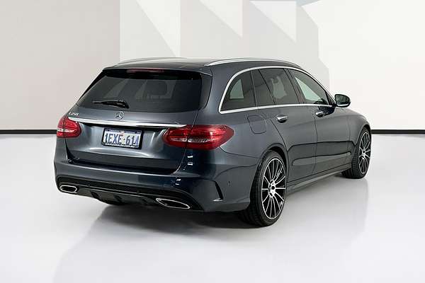 2015 Mercedes-Benz C250  205