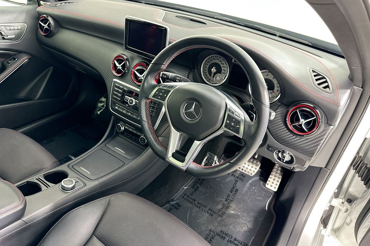 2014 Mercedes-Benz 250 SPORT 176 MY14