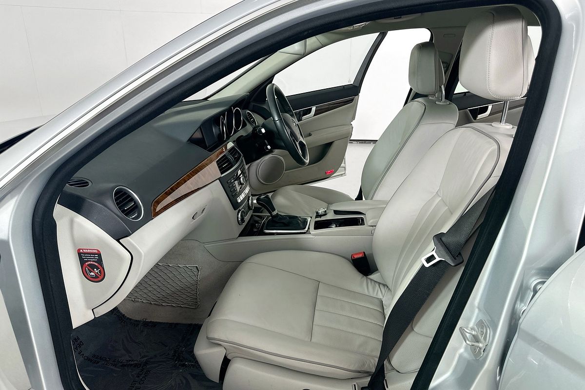 2013 Mercedes-Benz 250 ELEGANCE BE W204 MY13