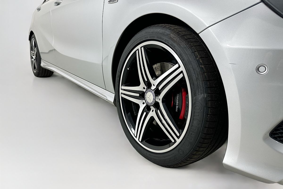 2014 Mercedes-Benz 250 SPORT 176 MY14