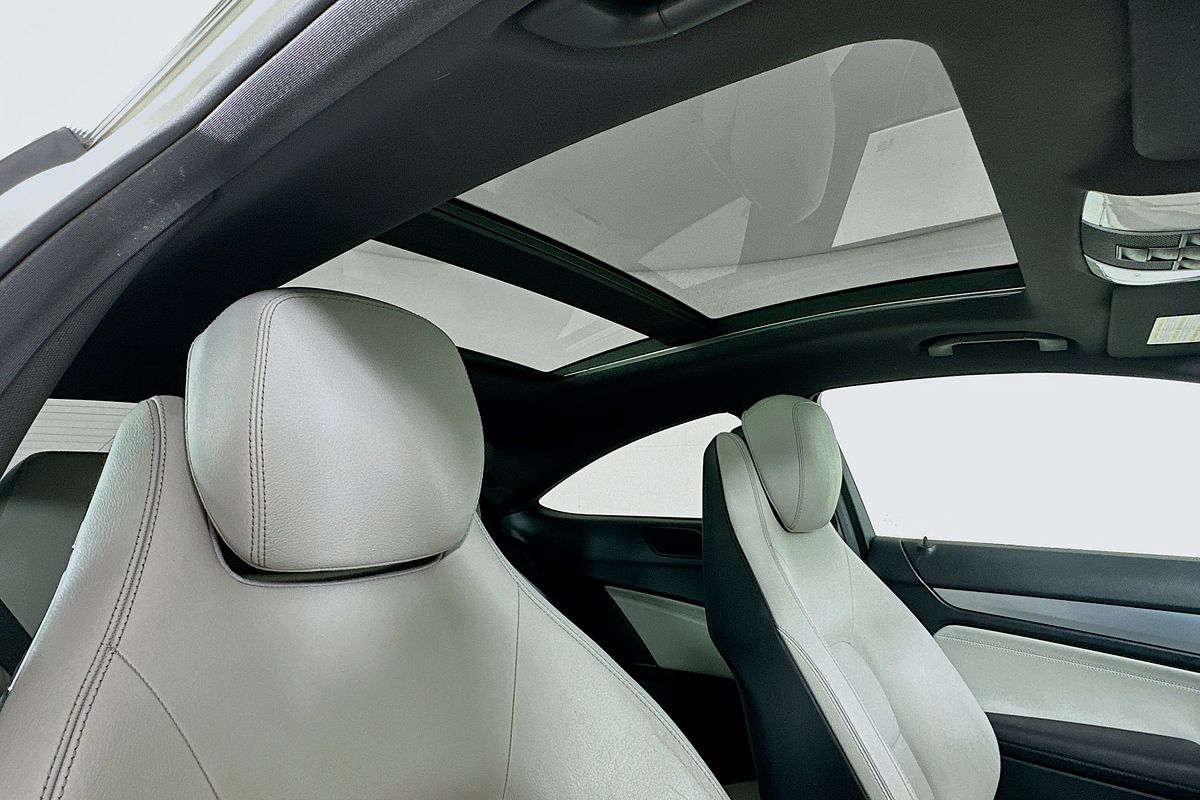 2012 Mercedes-Benz 250 SPORT BE C204 MY12