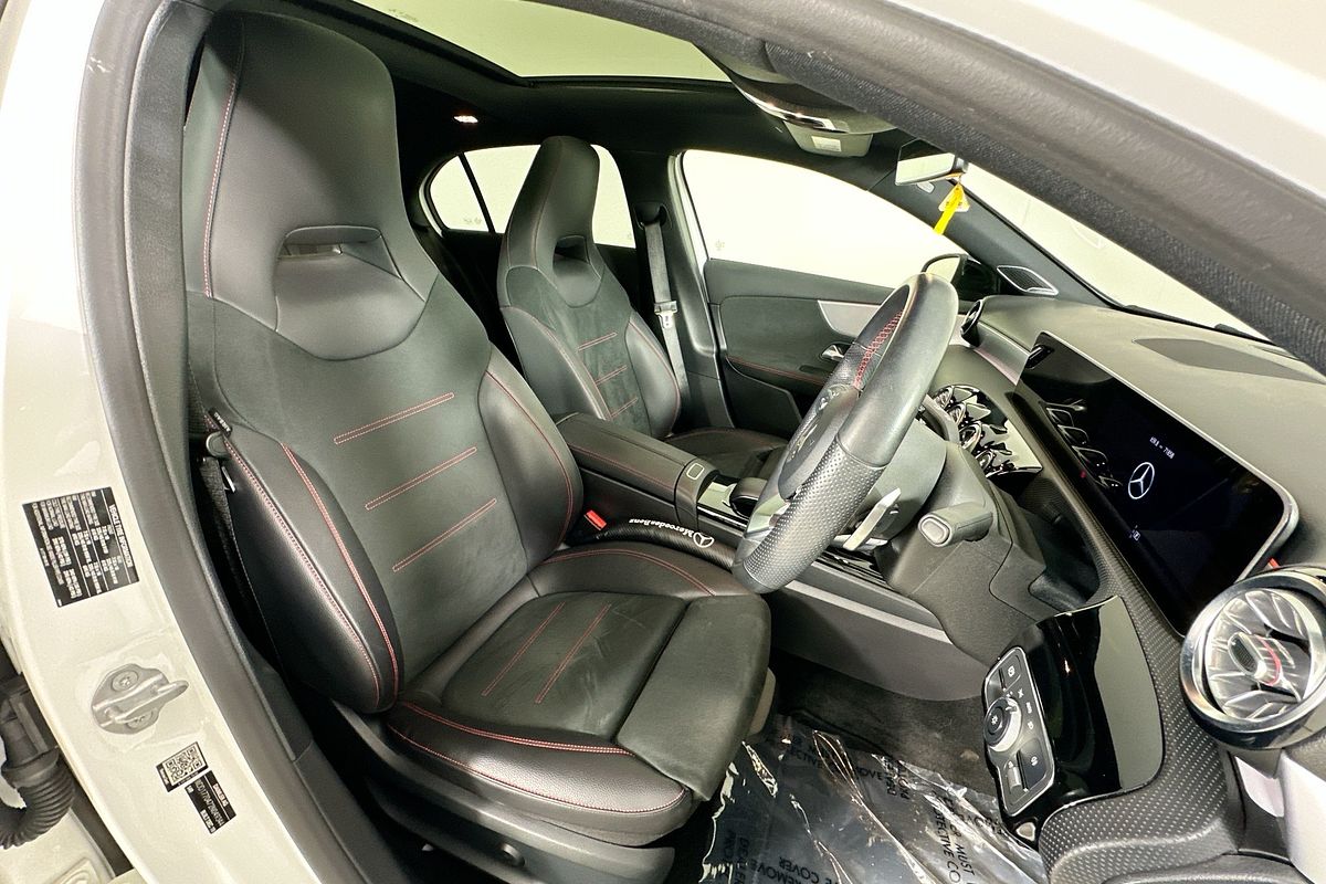 2019 Mercedes-Benz 250 4MATIC AMG LINE 177 MY19