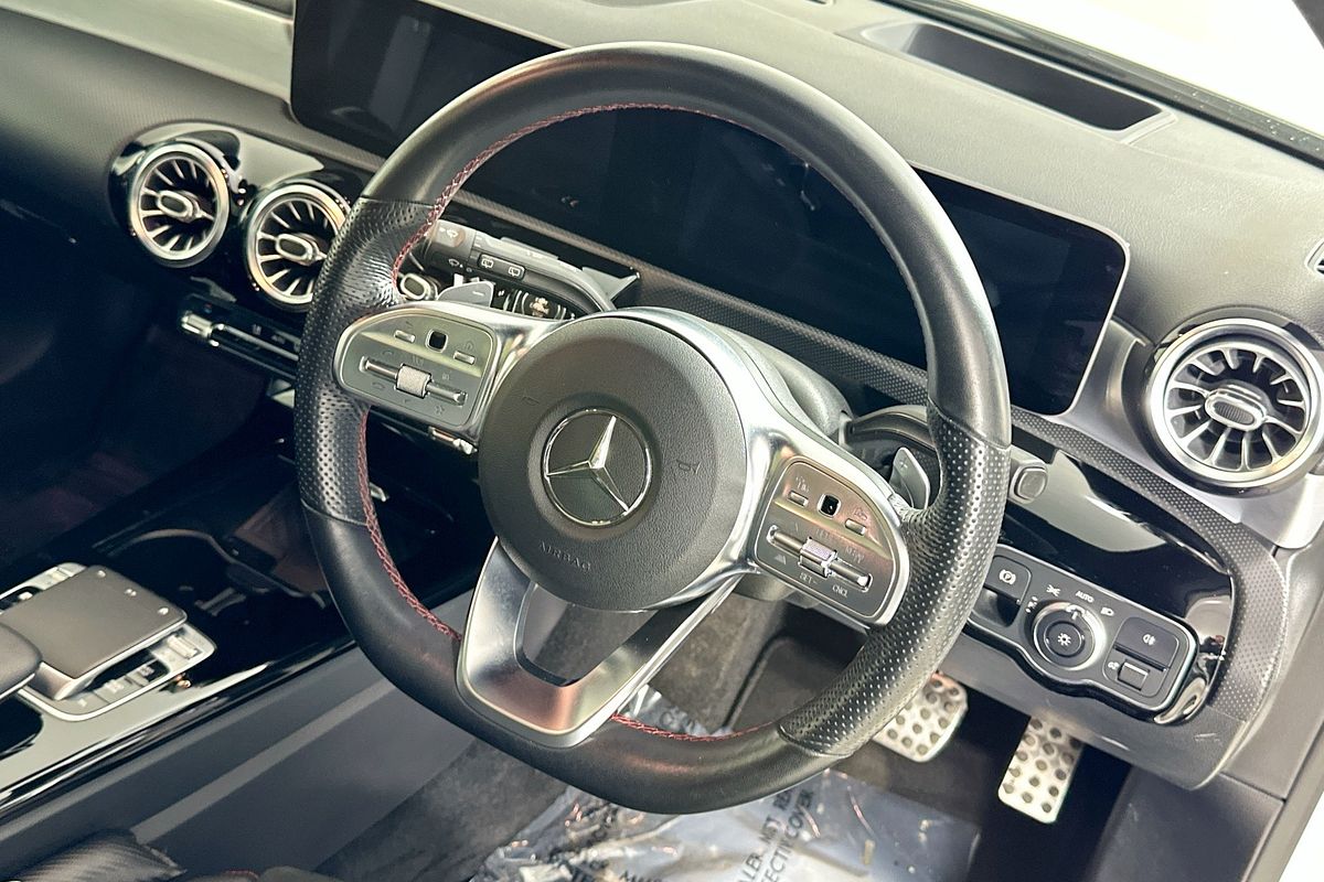 2019 Mercedes-Benz 250 4MATIC AMG LINE 177 MY19