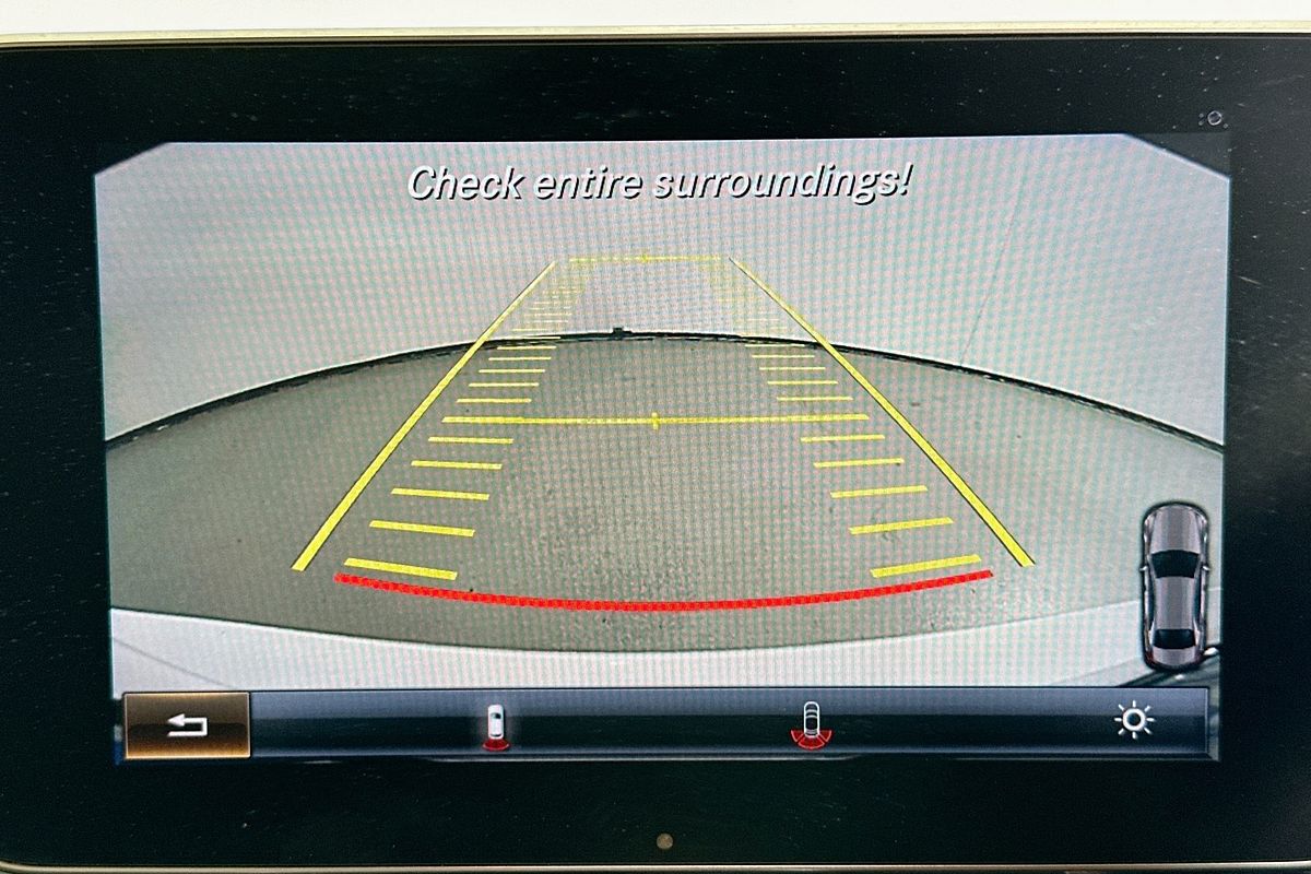 2015 Mercedes-Benz C250  205