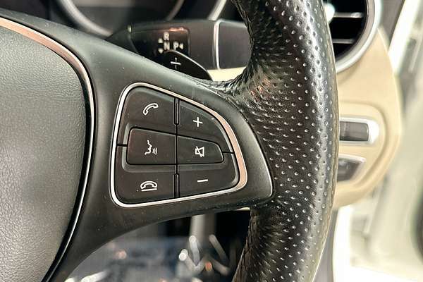 2015 Mercedes-Benz C250  205