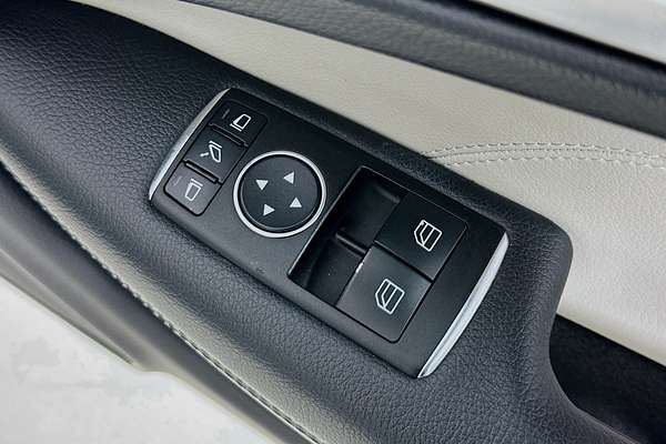 2012 Mercedes-Benz 250 SPORT BE C204 MY12