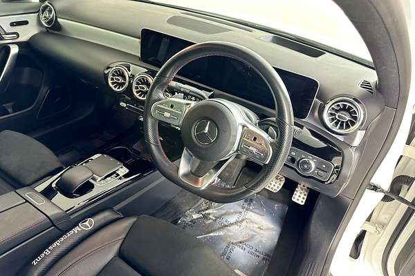2019 Mercedes-Benz 250 4MATIC AMG LINE 177 MY19