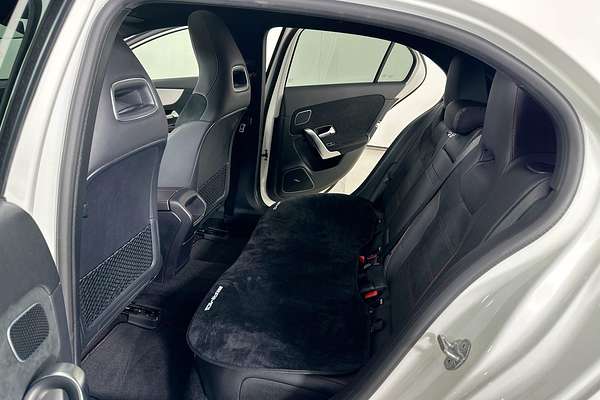2019 Mercedes-Benz 250 4MATIC AMG LINE 177 MY19