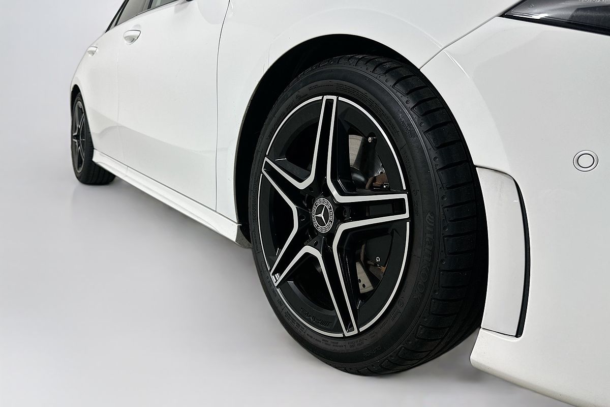 2019 Mercedes-Benz 250 4MATIC AMG LINE 177 MY19