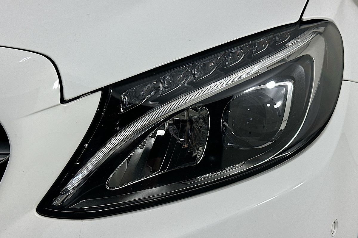 2015 Mercedes-Benz C250  205