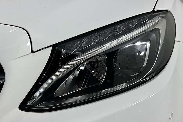 2015 Mercedes-Benz C250  205