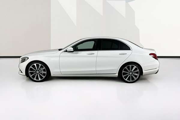 2015 Mercedes-Benz C250  205