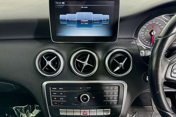 2015 Mercedes-Benz A-Class A180 W176