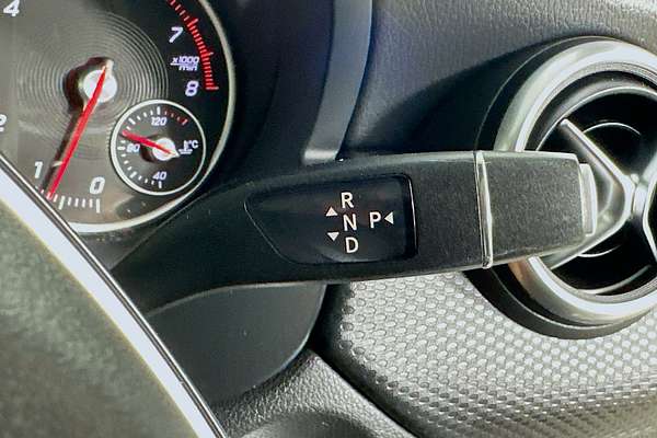 2015 Mercedes-Benz A-Class A180 W176