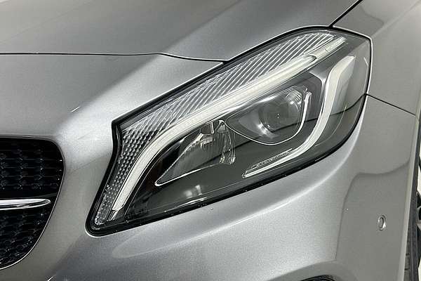 2015 Mercedes-Benz A-Class A180 W176
