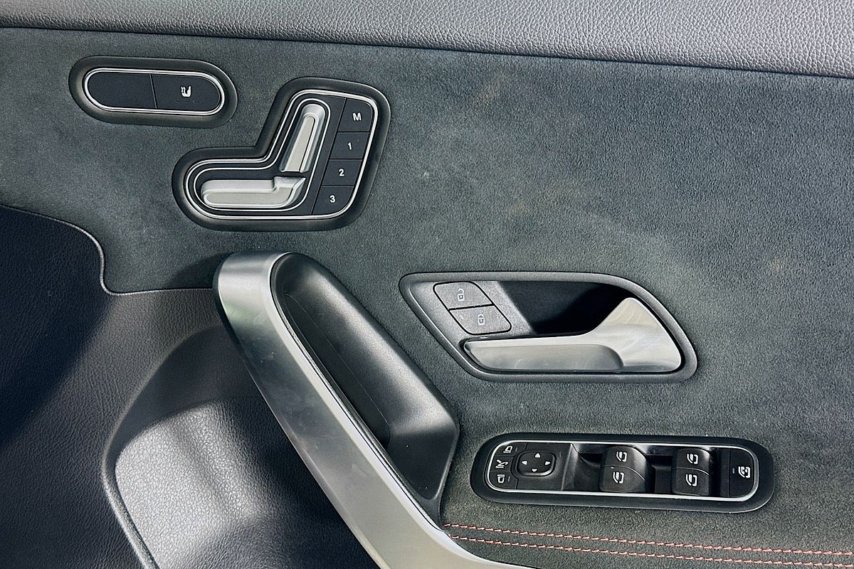 2021 Mercedes-Benz A180  W177 MY21.5