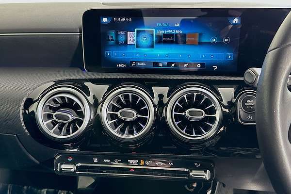 2020 Mercedes-Benz A180  W177 MY20.5