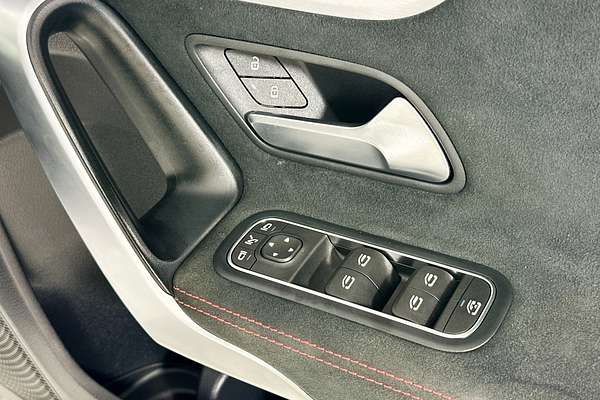 2019 Mercedes-Benz A180  177 MY19