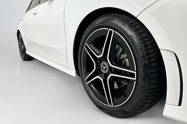 2019 Mercedes-Benz A180  177 MY19