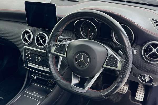 2017 Mercedes-Benz A200  176 MY17