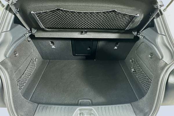 2017 Mercedes-Benz A200  176 MY17