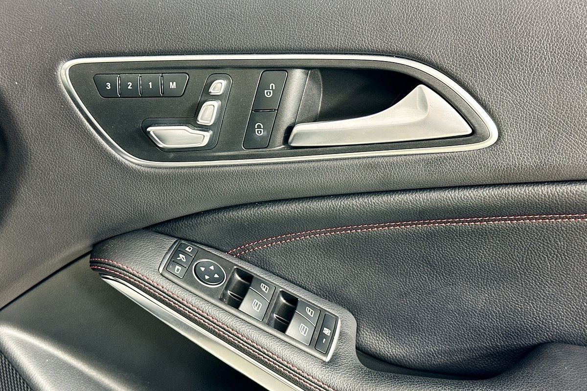 2017 Mercedes-Benz A45 AMG 176 MY17