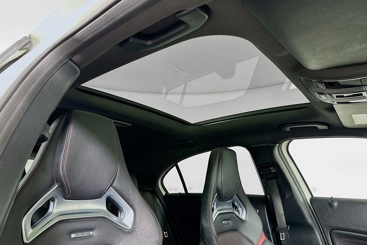 2014 Mercedes-Benz A45 AMG 176