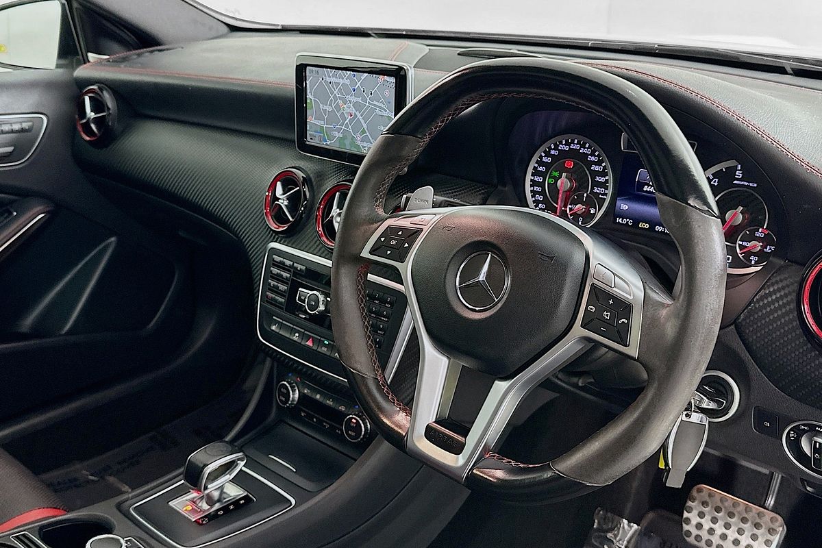2014 Mercedes-Benz A45 AMG 176