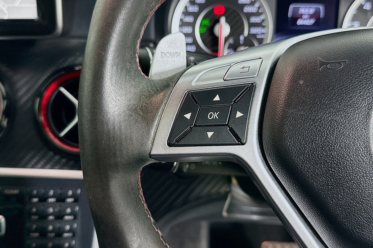 2014 Mercedes-Benz A45 AMG 176