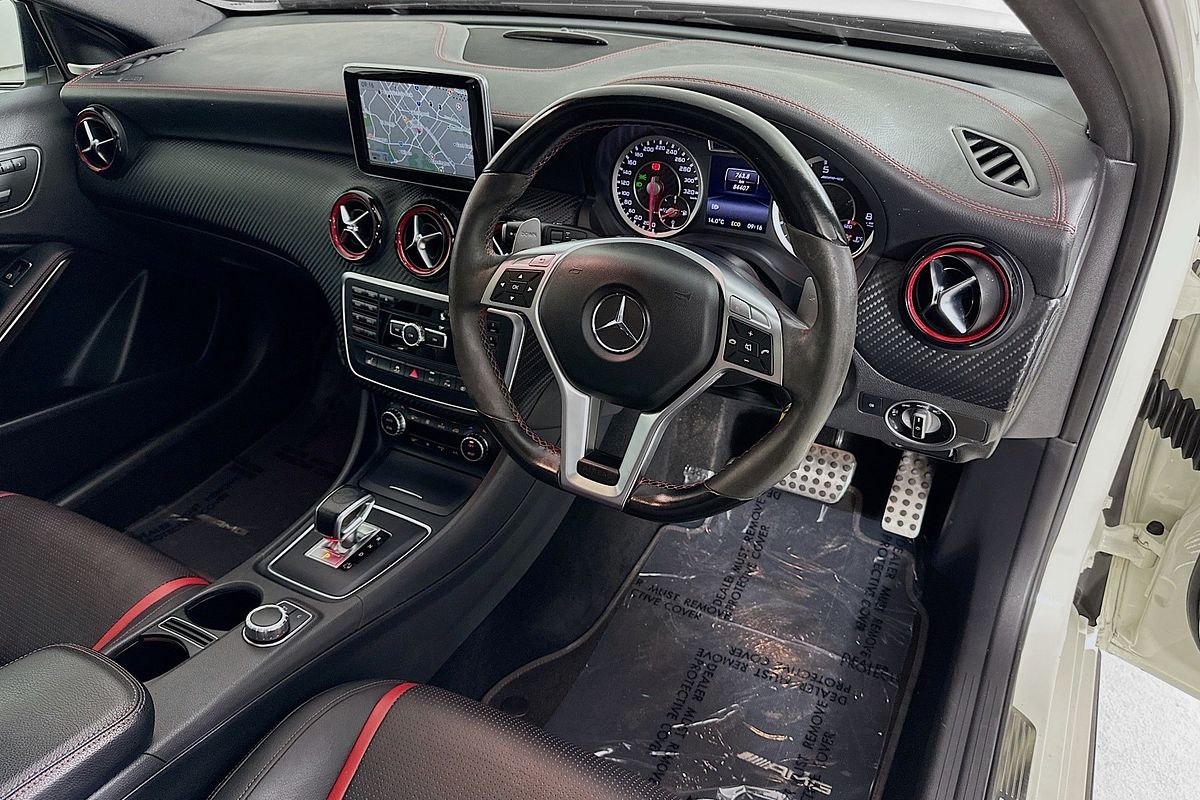 2014 Mercedes-Benz A45 AMG 176