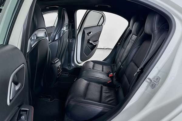 2014 Mercedes-Benz A45 AMG 176