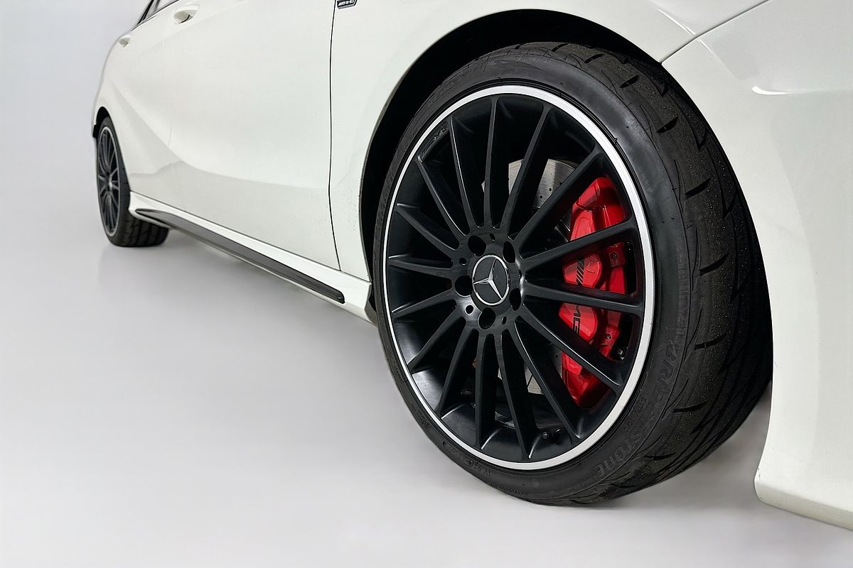 2014 Mercedes-Benz A45 AMG 176