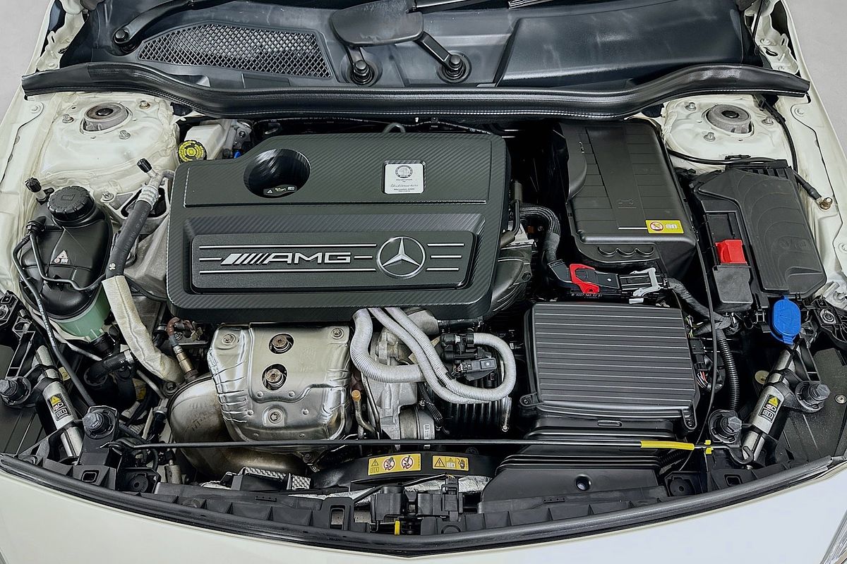2014 Mercedes-Benz A45 AMG 176