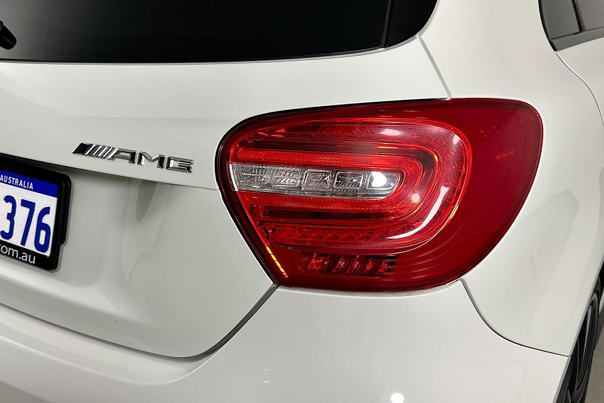 2014 Mercedes-Benz A45 AMG 176