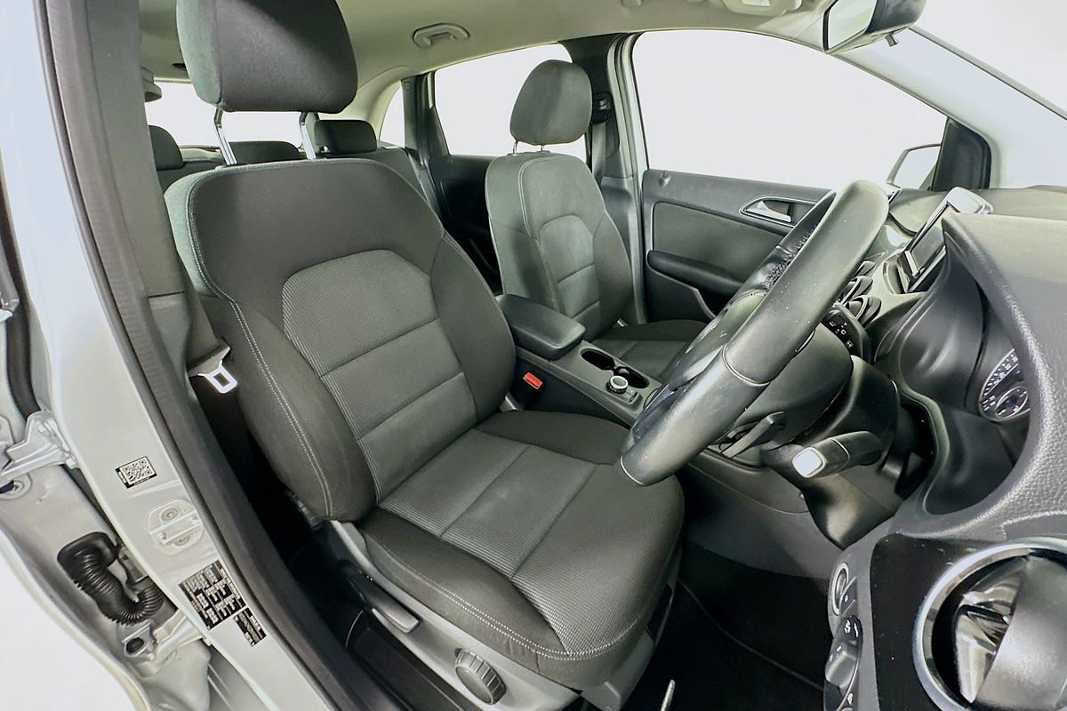2014 Mercedes-Benz B180  246 MY14
