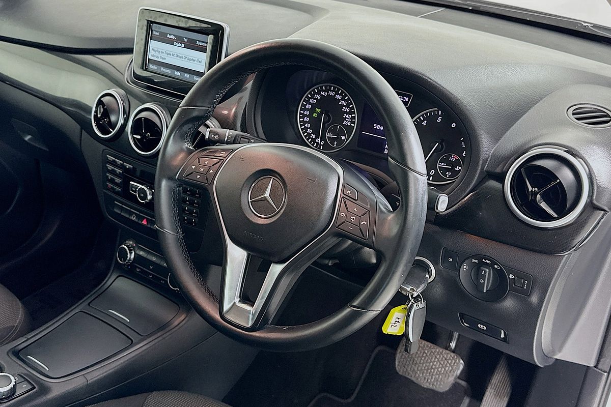 2014 Mercedes-Benz B180  246 MY14