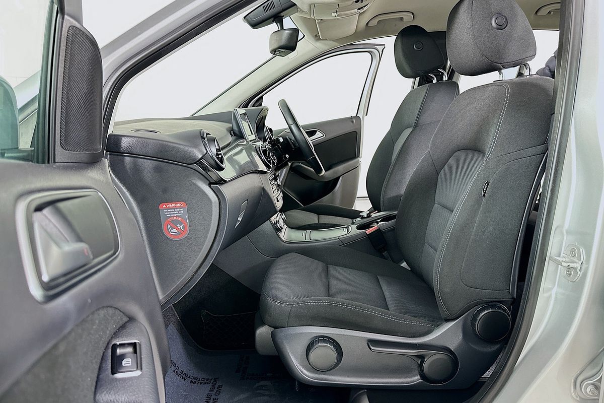 2014 Mercedes-Benz B180  246 MY14