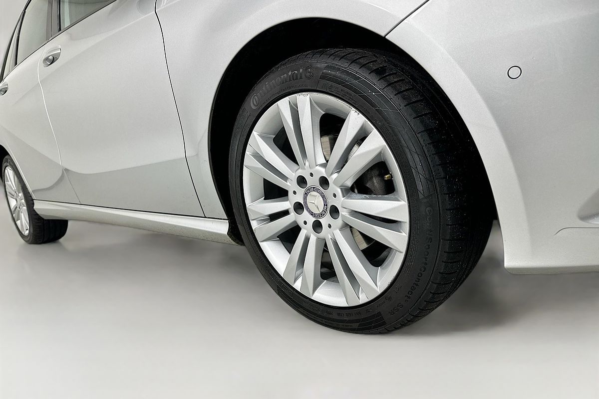 2014 Mercedes-Benz B180  246 MY14