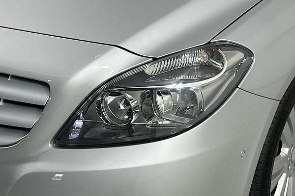 2014 Mercedes-Benz B180  246 MY14