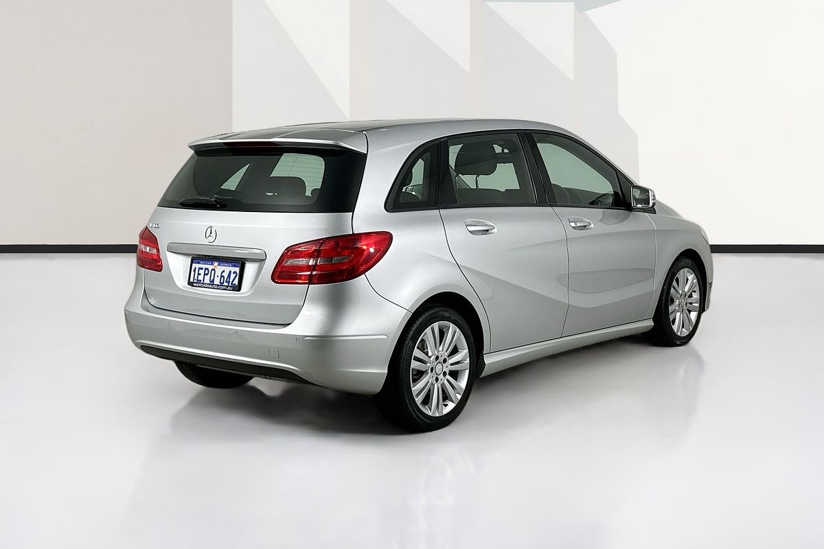 2014 Mercedes-Benz B180  246 MY14