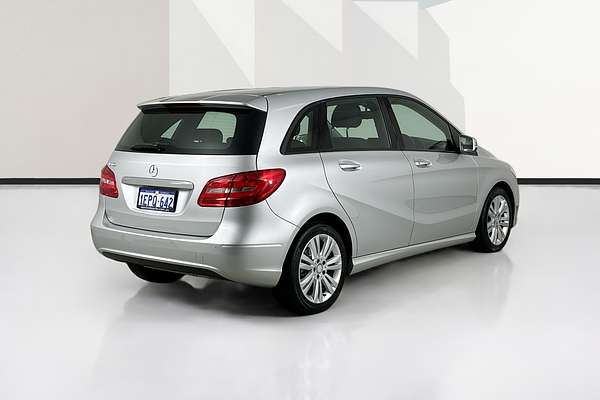 2014 Mercedes-Benz B180  246 MY14